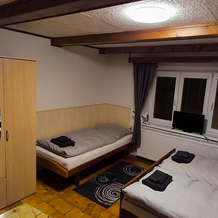 Podhorsky Apartman Materidouska Desna  Exterior photo